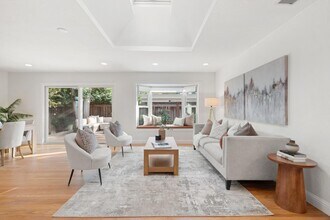 1106 Viscaino Ave in Sunnyvale, CA - Building Photo - Building Photo