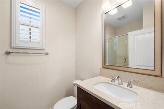 206 Bancroft in Irvine, CA - Building Photo - Building Photo