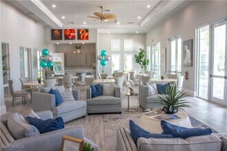207 Indies Dr E in Naples, FL - Building Photo - Building Photo
