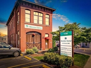 1190 Stafford Rd in Fall River, MA - Building Photo - Building Photo