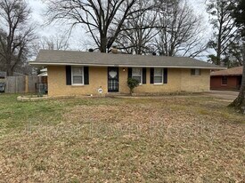 4867 Dianne Dr in Memphis, TN - Building Photo
