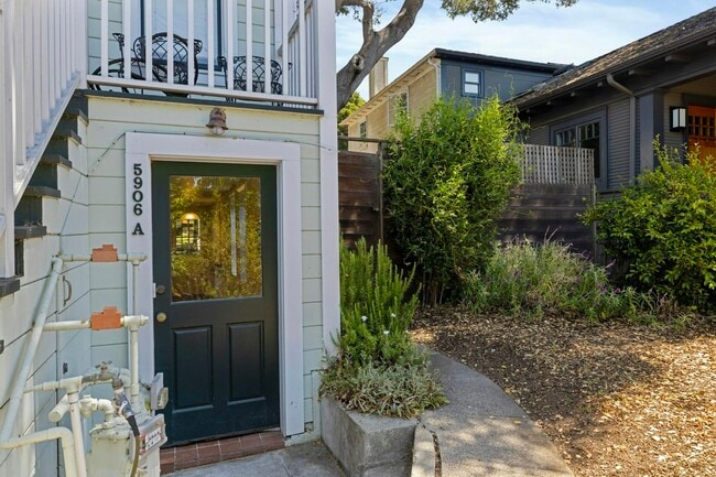 5906 Colby St in Oakland, CA - Building Photo - Building Photo