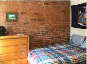 14 Mead St in Boston, MA - Building Photo - Building Photo