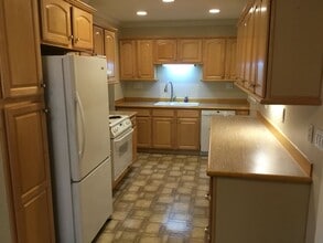 6815 N Sky St in Portland, OR - Building Photo - Building Photo