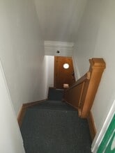 2411 Mount Troy Rd, Unit 2411 Mt. Troy Road, 2nd in Pittsburgh, PA - Foto de edificio - Building Photo