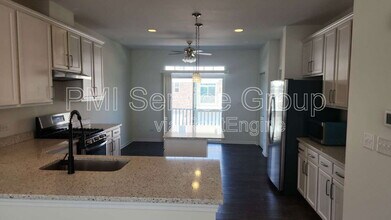 4444 Monroe Ct in Naperville, IL - Building Photo - Building Photo