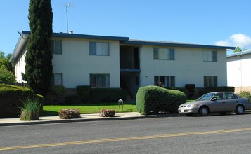 1220 Brookfield St in Sunnyvale, CA - Building Photo - Building Photo