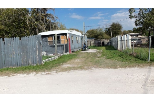 Black bear park in Lakeland, FL - Building Photo - Building Photo