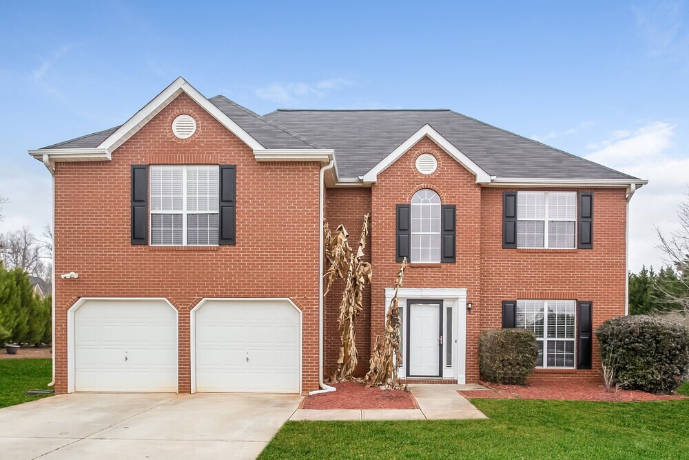 1122 Cameron Rd in Mcdonough, GA - Building Photo