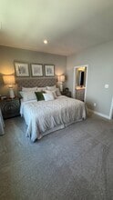 2033 Bolton St, Unit Reservoir Square in Baltimore, MD - Building Photo - Building Photo