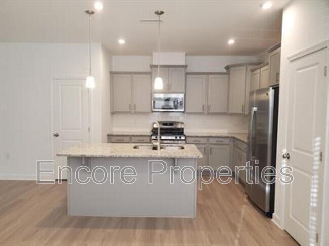 137 Orvis Dr in Holly Springs, NC - Building Photo - Building Photo