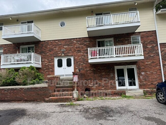 property at 1178 Lois Ln