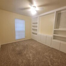 2113 Alder Trail in Grand Prairie, TX - Building Photo - Building Photo