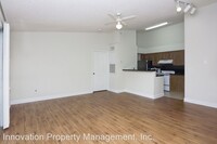 2226 Metropolitan Way photo'