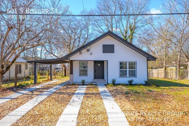 property at 601 S Border St