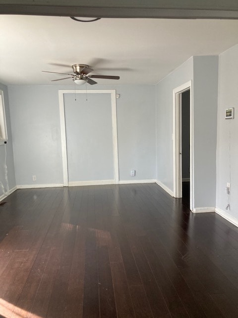 9427 S Ewing Ave, Unit 1R in Chicago, IL - Foto de edificio - Building Photo