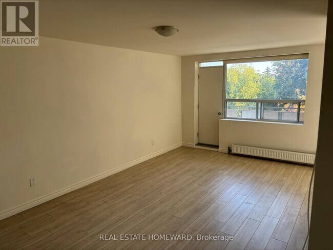 property at 1765 Lawrence Ave E
