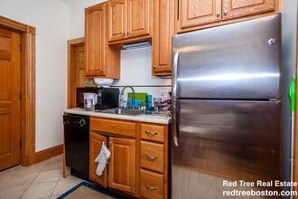 97 Myrtle St in Boston, MA - Building Photo - Building Photo