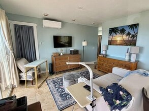 777 Kolani Pl, Unit Ocean View private studio in Wailuku, HI - Building Photo - Building Photo