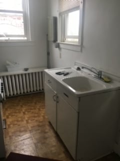 619 W Lancaster Ave in Wayne, PA - Building Photo - Building Photo