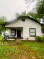 809 N Franklin St in Blytheville, AR - Building Photo
