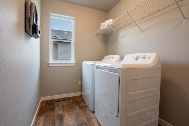 6529 N Descartes Dr in Coeur d'Alene, ID - Building Photo - Building Photo