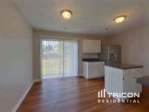 11542 Stewarts Crossing Dr in Charlotte, NC - Building Photo - Building Photo