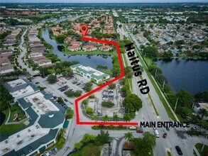 11266 SW 12th St in Pembroke Pines, FL - Building Photo - Building Photo
