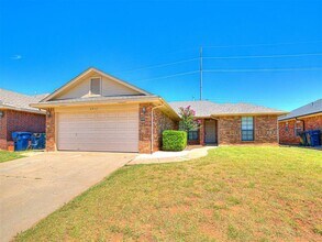 4917 NW 164th Terrace in Edmond, OK - Foto de edificio - Building Photo