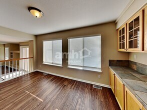 4892 Waldenwood Dr in Littleton, CO - Building Photo - Building Photo