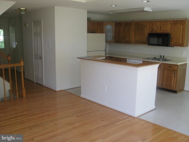 property at 4804 Sweetbirch Dr