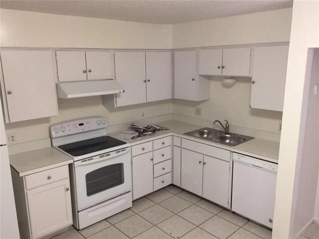 2314 Village N Dr in Richardson, TX - Building Photo - Building Photo