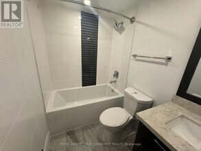 191 Sherbourne St in Toronto, ON - Building Photo - Building Photo