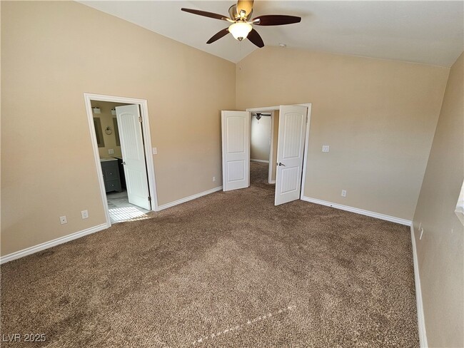 2705 Kennington Cir