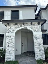 13254 SW 285th St in Homestead, FL - Building Photo