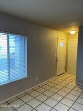 1032 E Michelle Dr in Phoenix, AZ - Building Photo - Building Photo