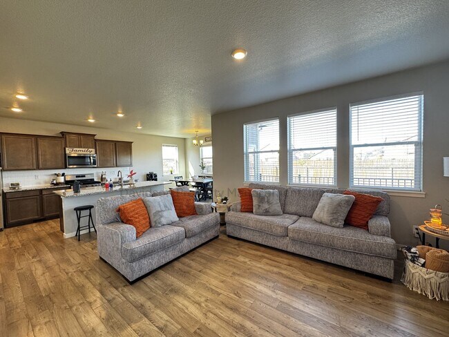 10092 Castor Dr in Colorado Springs, CO - Building Photo - Building Photo