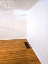 249 W King St in Chambersburg, PA - Building Photo - Building Photo