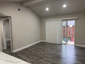 7446 Gallant Cir in Citrus Heights, CA - Building Photo - Building Photo