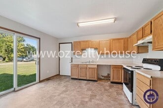 948 Post St in Toledo, OH - Building Photo - Building Photo