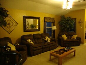 9158 Everton in San Antonio, TX - Building Photo - Building Photo