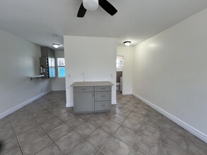 161 SE 5th Ave in Delray Beach, FL - Building Photo - Building Photo