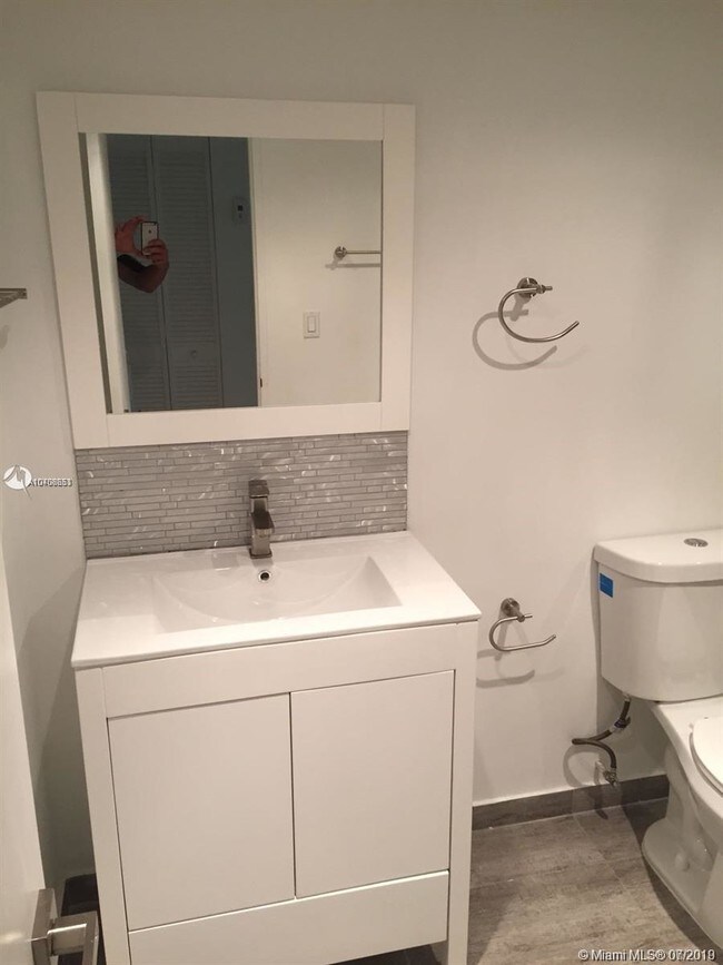 4600 NW 79th Ave-Unit -2B in Doral, FL - Building Photo - Building Photo