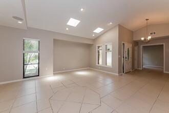 4104 Bent Tree Blvd in Sarasota, FL - Building Photo - Building Photo