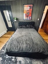 218 Warren St, Unit A in Watertown, MA - Building Photo - Building Photo