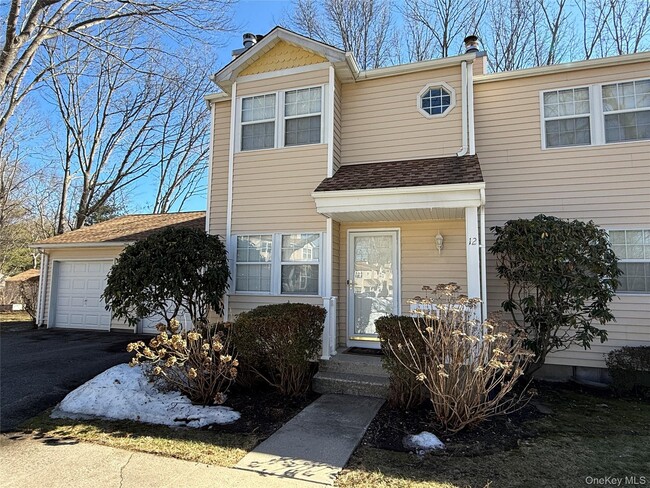 property at 12 Paine Commons