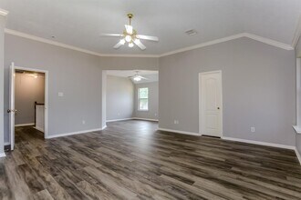 2207 Stoneycreek Park Ct in Conroe, TX - Building Photo - Building Photo