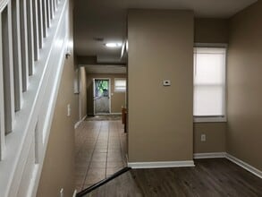 1232 S Clinton Ave in Trenton, NJ - Building Photo - Building Photo