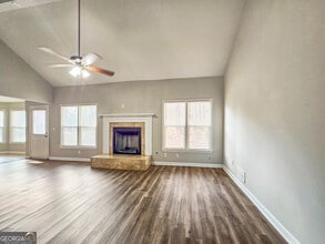 1075 To Lani Dr in Stone Mountain, GA - Building Photo - Building Photo