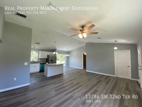 13786 SW 32nd Terrace Rd in Ocala, FL - Building Photo - Building Photo